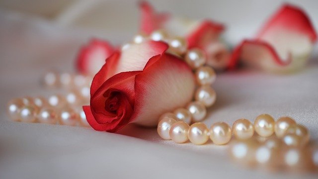 Are cultured pearls worth anything​