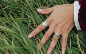 How Do You Find Lost Jewelry In Grass? | ALL ABOUT FINDING A DROPPED PIECE OF JEWELRY IN AN OPEN SPACE |